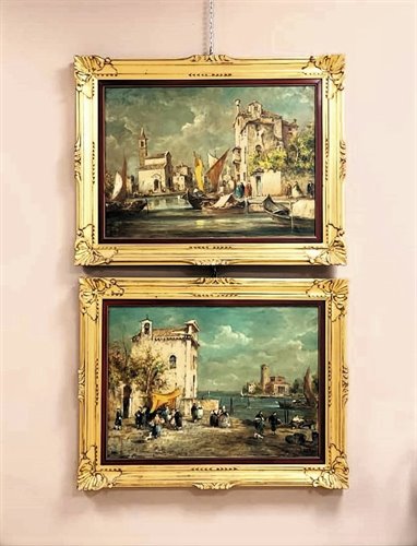 "Couple of Venetian caprices"